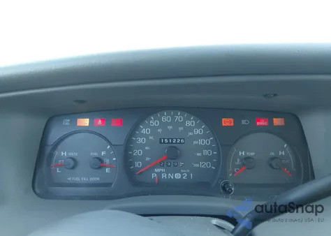 2003 Mercury Grand Marquis Gs из США, поврежденный, VIN 2MEFM74W83X691286